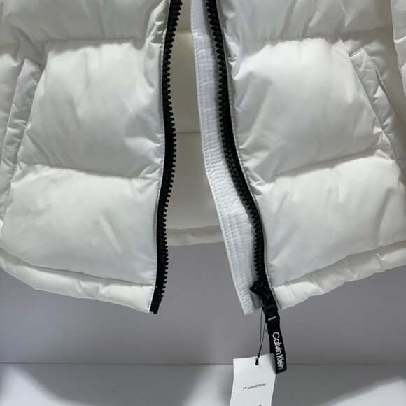 CALVIN KLEIN Hooded Puffer Coat/Jacket; Color: White; Size: Medium (M) - Picture 3 of 4